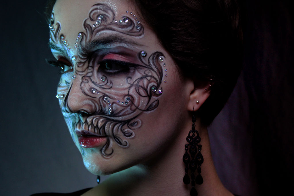Beautiful Dead by KlairedeLys