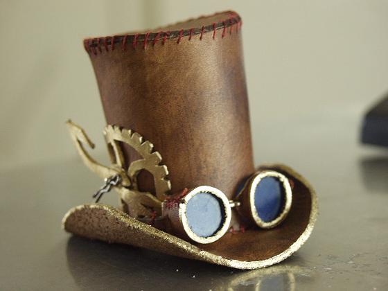 steampunk tophat by littlelazydragon