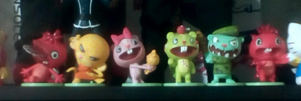 HTF Vinyl Figures by SquirrelCat1998V2 on DeviantArt