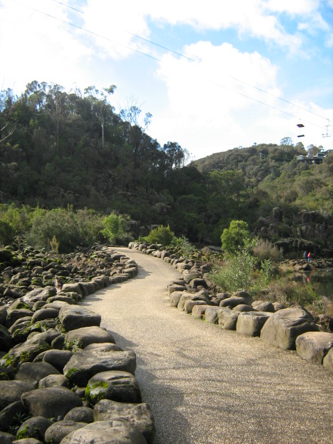 Tasmania - Cataract Gorge Path