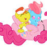 Pinkie Pie Babysitting the Cakes