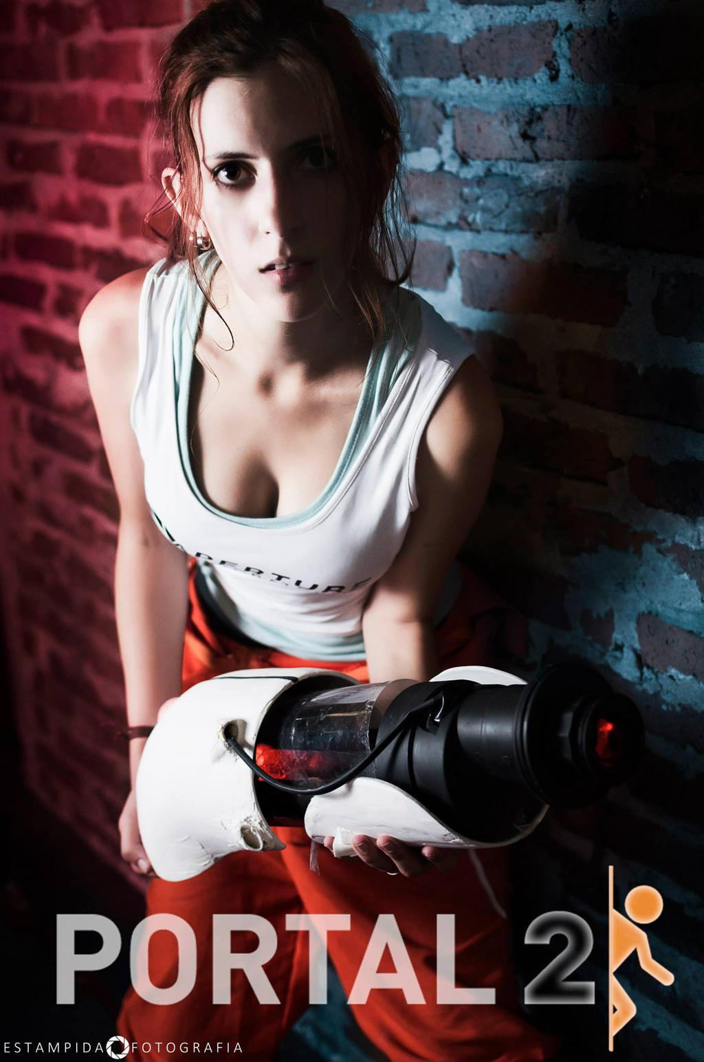 Chell - Portal 2 cosplay