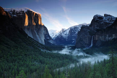 Tunnel View Sunrise by porbital