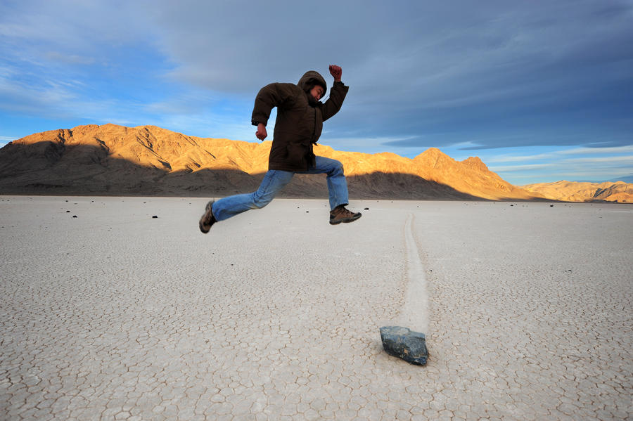 Beating Rocksgif Beating the moving rock by porbital on DeviantArt
