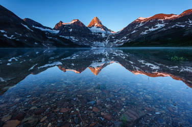 Canadian Rockies Reflection by porbital