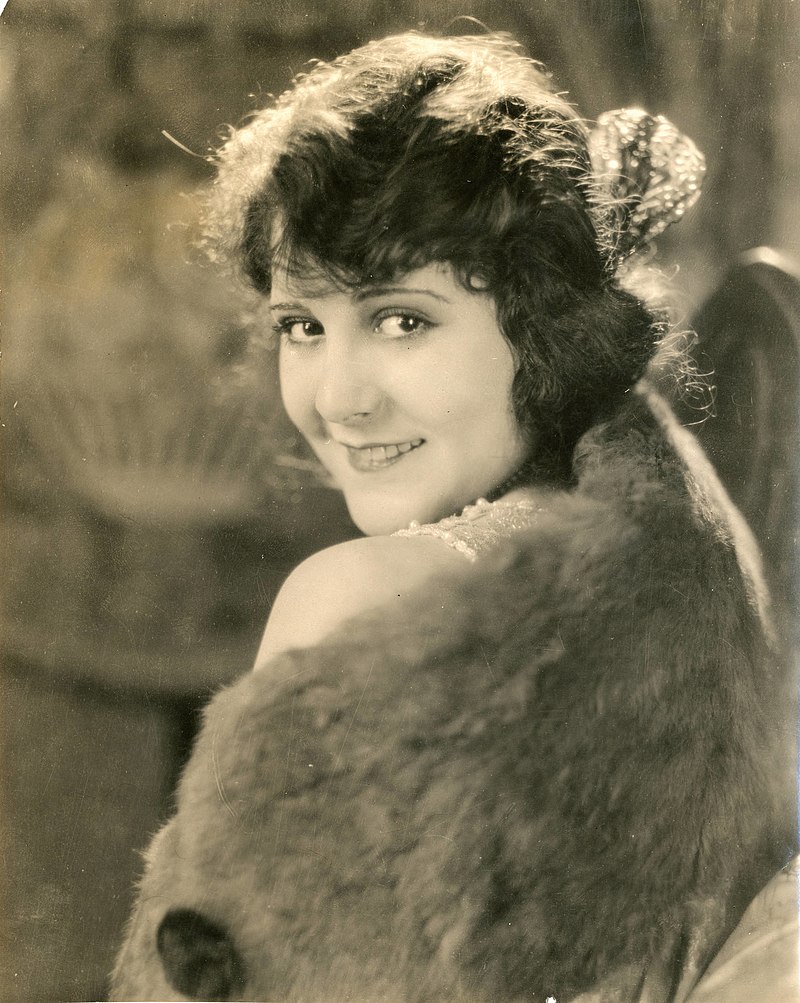 800px-Patsy Ruth Miller, film actress (SAYRE 6919) by federal1238 on ...