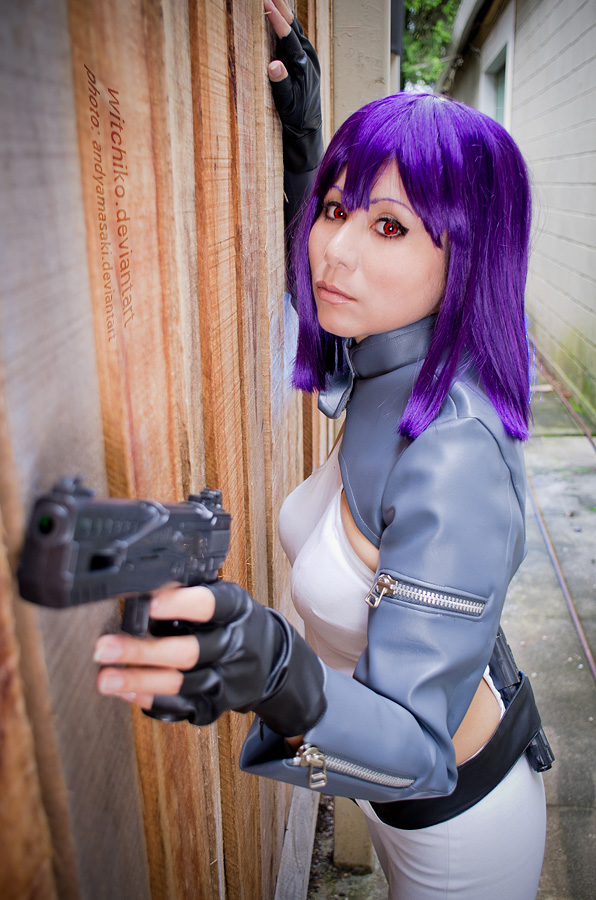 Motoko Kusanagi:::::