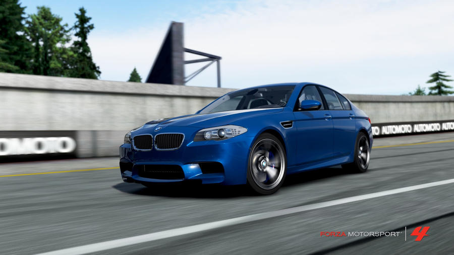 BMW M5 F10