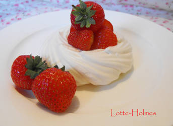 Strawberry Meringue