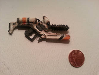 District 9 Miniature Weapon