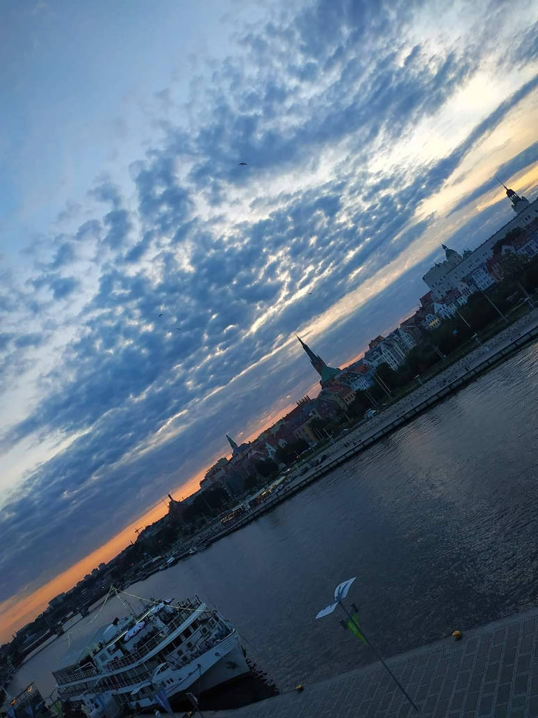 Beautiful embankment by MariiaMarichka on DeviantArt