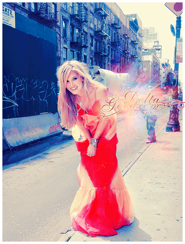 Delta Goodrem Colourful04