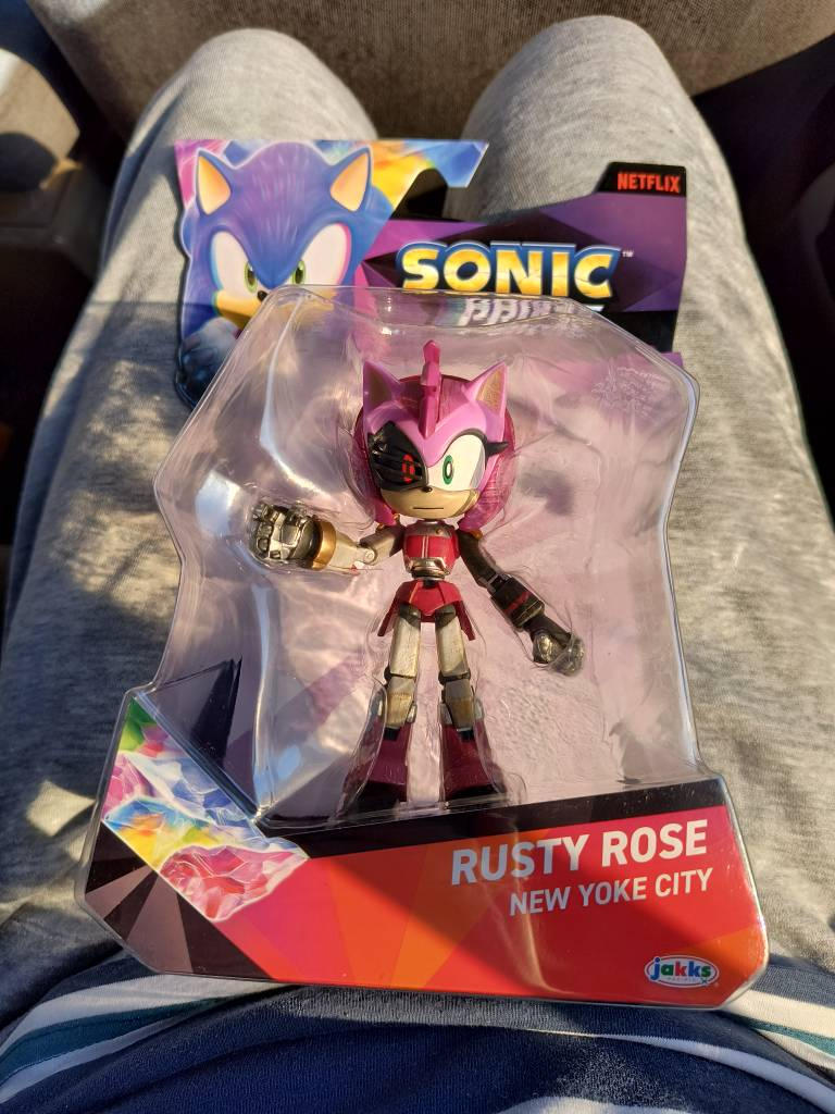 I found rusty rose! by tailsluver29 on DeviantArt