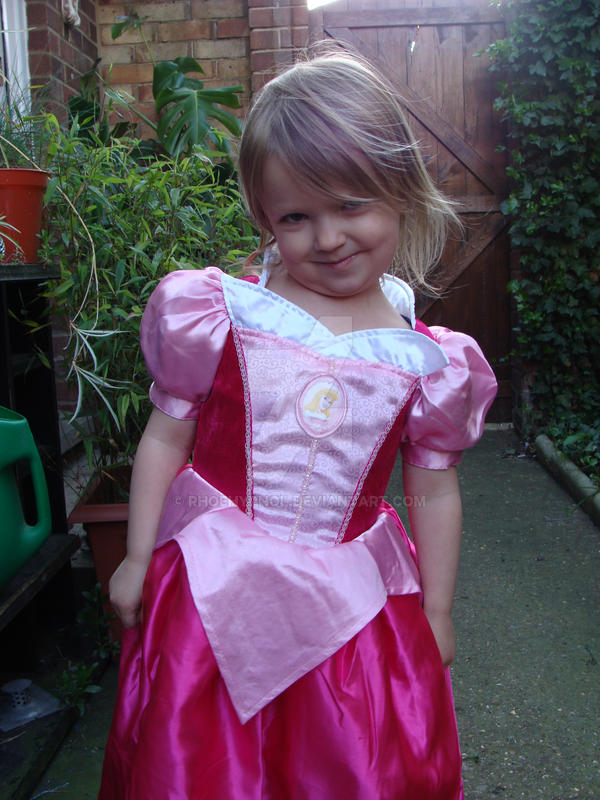 PRincess Sienna by Rhoehypnol on DeviantArt