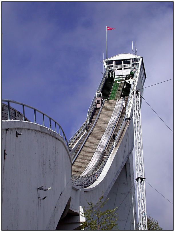 Holmenkollen II