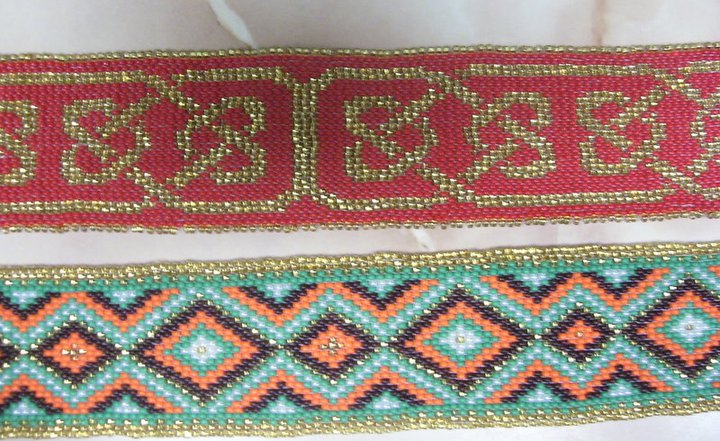 Beaded guitar straps