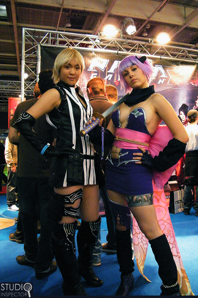 Sonia and Ayane Cosplayers 1