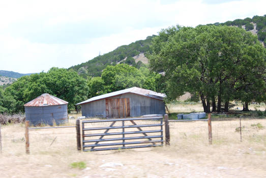 Old Country Barn