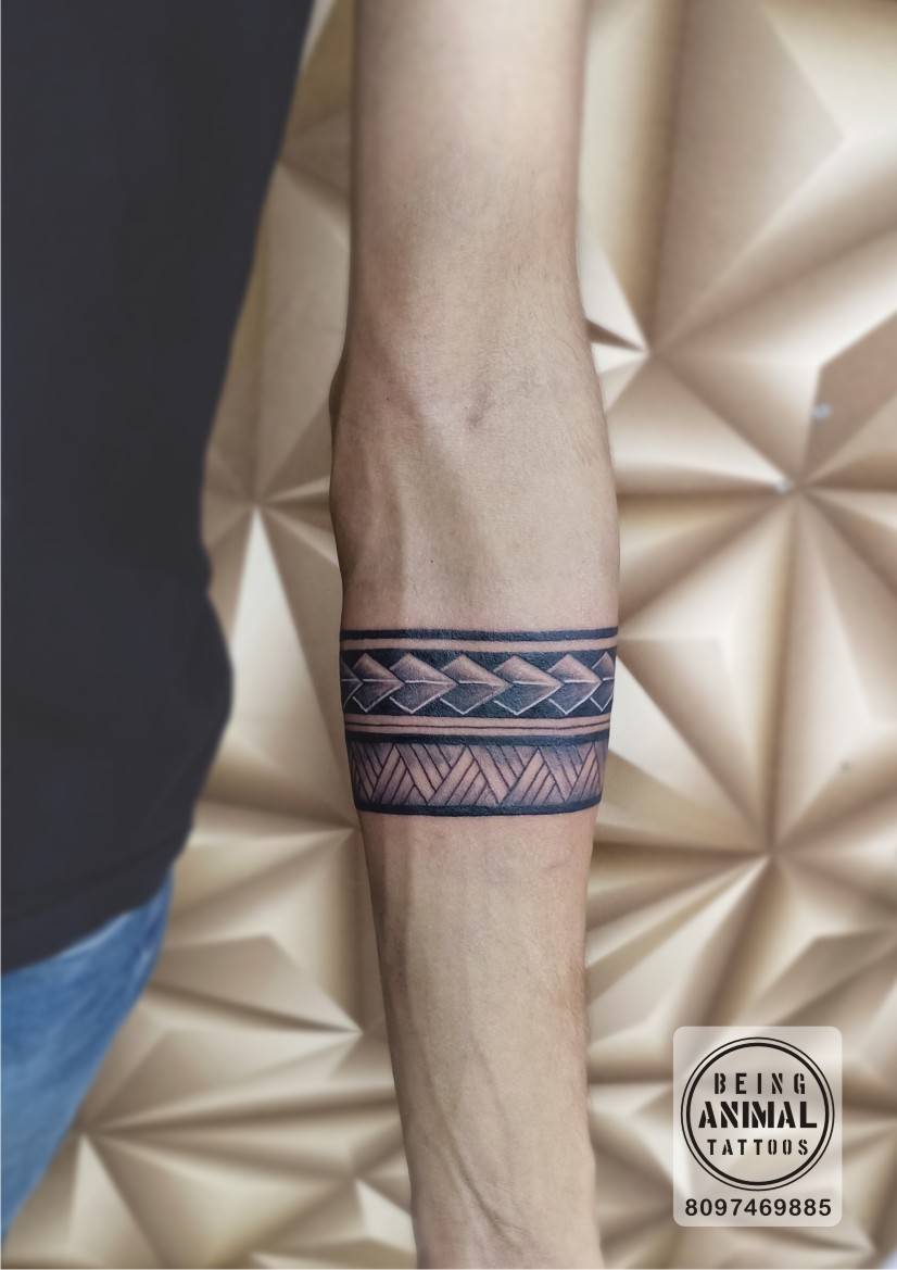 Zelfgenoegzaamheid Veroveren Direct armband tattoo in Maori and Polynesian by Samarveera2008 on DeviantArt Zelfgenoegzaamheid Veroveren Direct armband tattoo in Maori and Polynesian by Samarveera2008 on DeviantArt