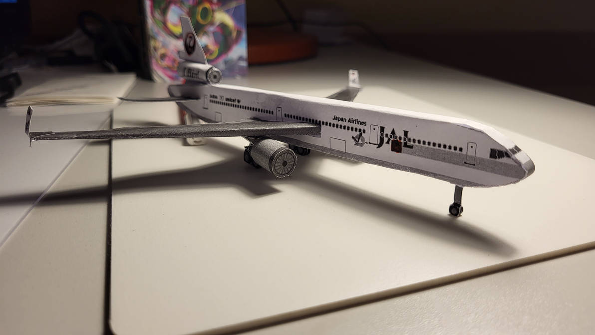 McDonell Douglas MD-11 by Airigami by RacingRaptor13 on DeviantArt
