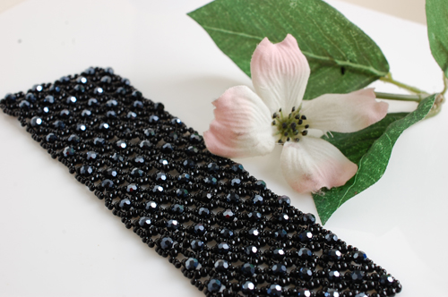 Black seed bead braclet