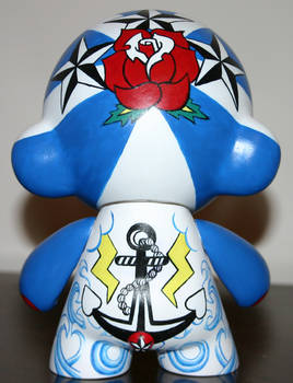 backside MUNNY LOVE