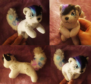 Prize plush: Isis finished