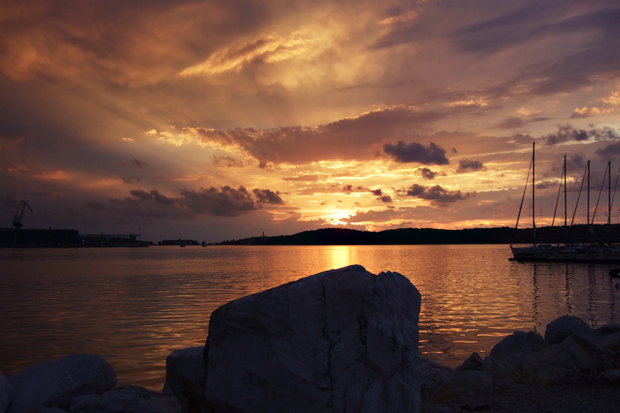 Pula Harbour