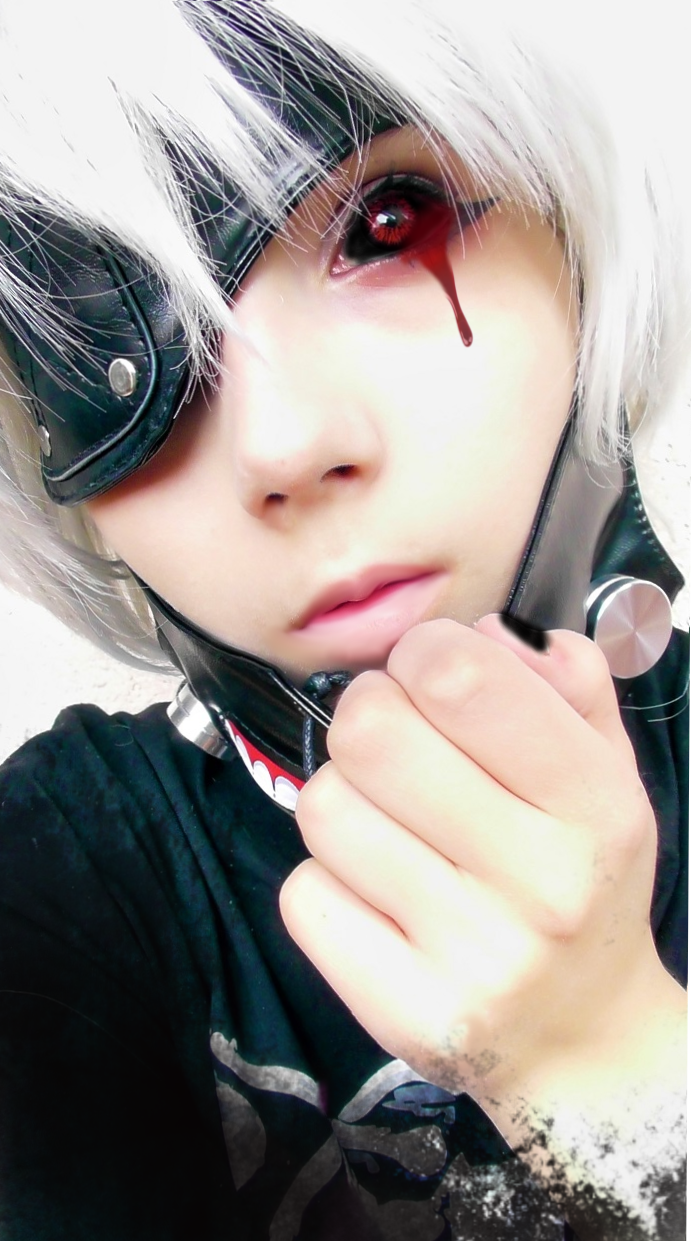 Ken Kaneki Cosplay 1