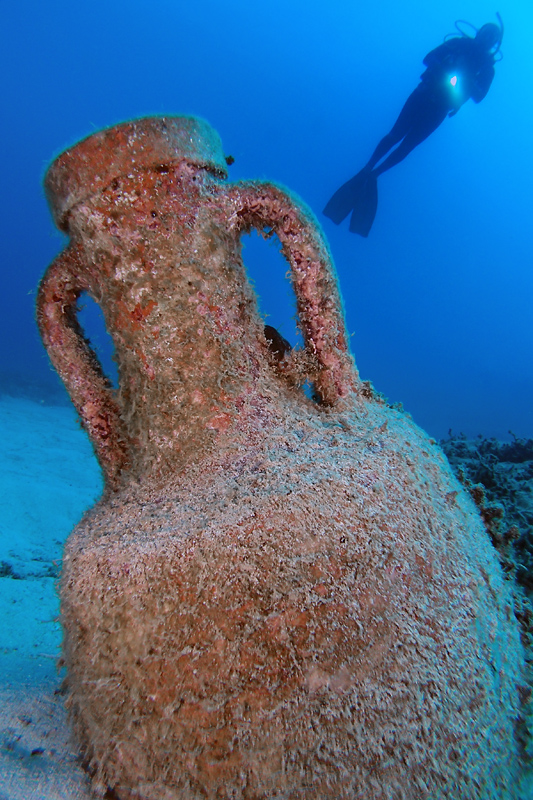 amphoras