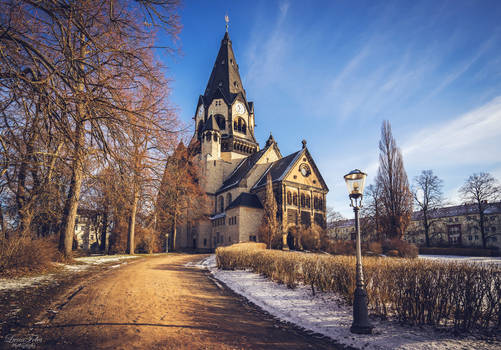 Lutherkirche - winter sun