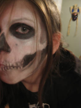 skull face paint