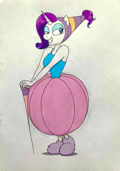 Rarity Cosplays as Ms Fieldmouse