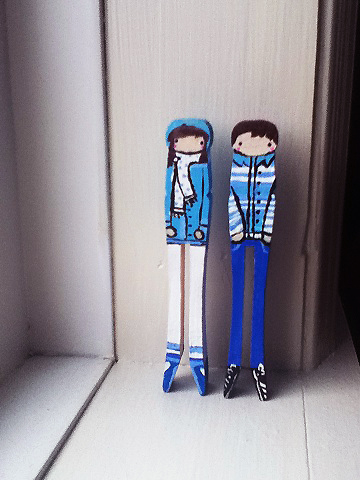 clothespin couple