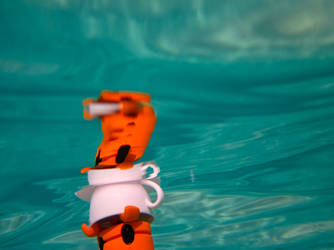 Cup of Tea Underwater