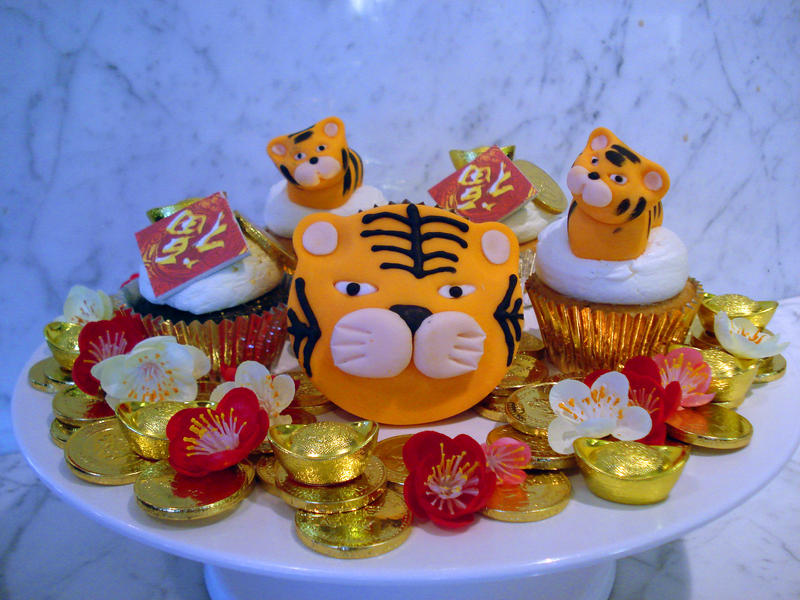 Tiger Cupcakes