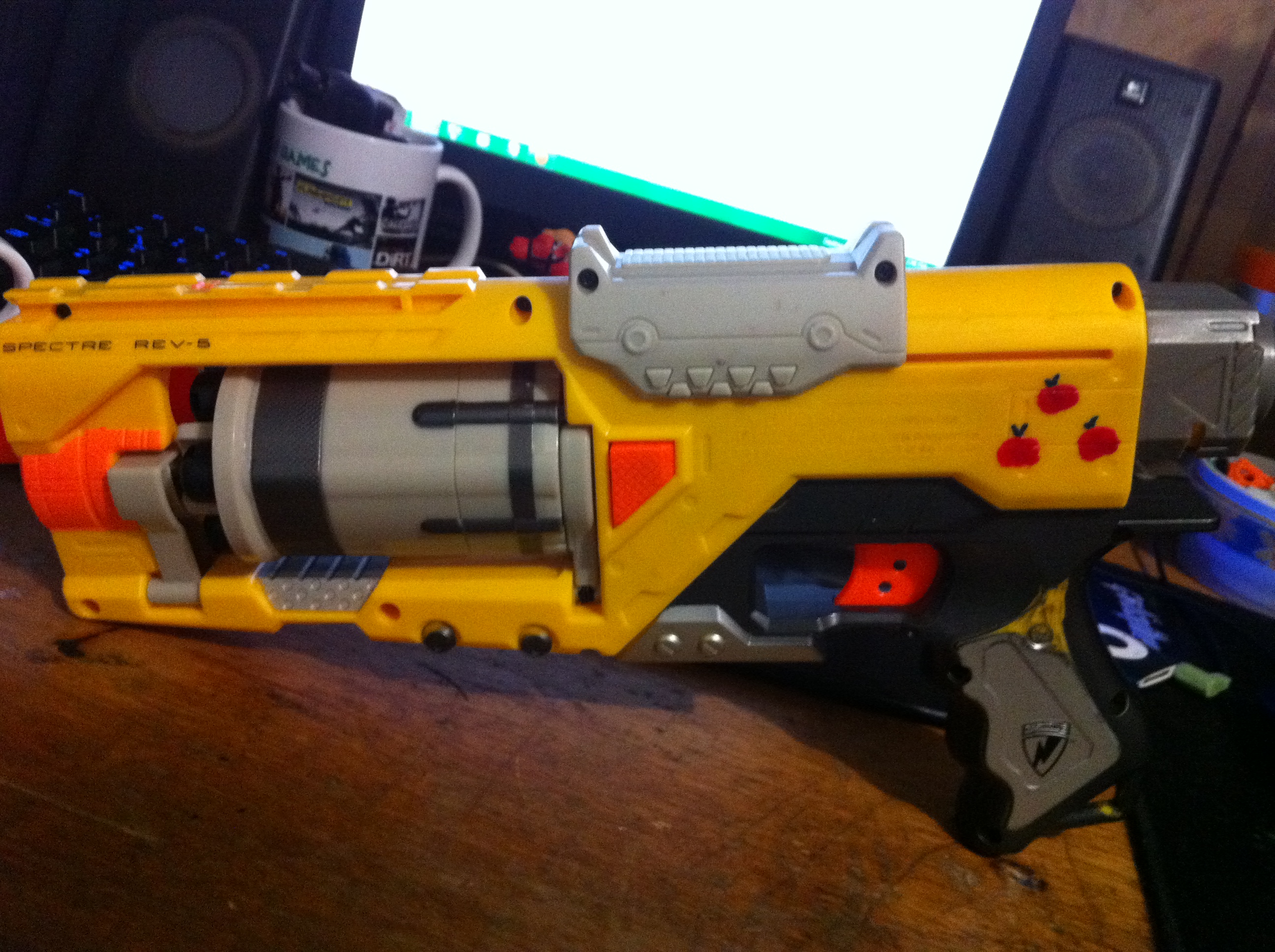 little machintosh nerf gun