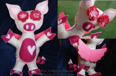 Mojdeh's Custom Alien Piglet Plushie