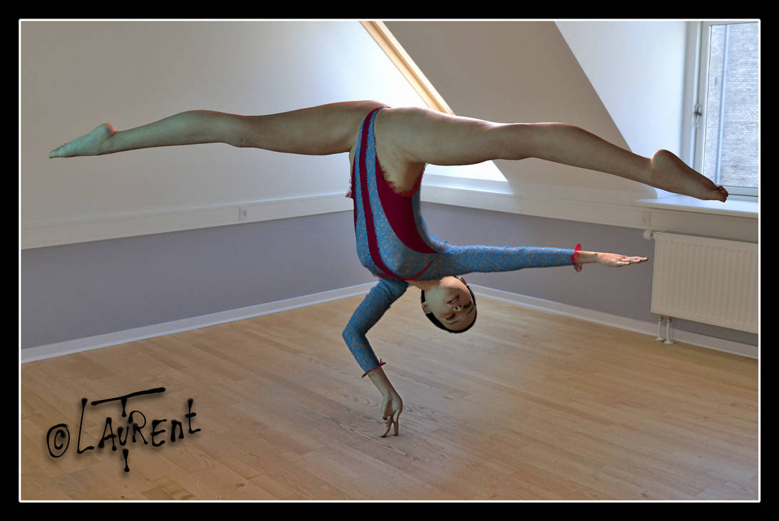 Impossible gymnast - dance girl pose 3D daz by Loplasticien on DeviantArt
