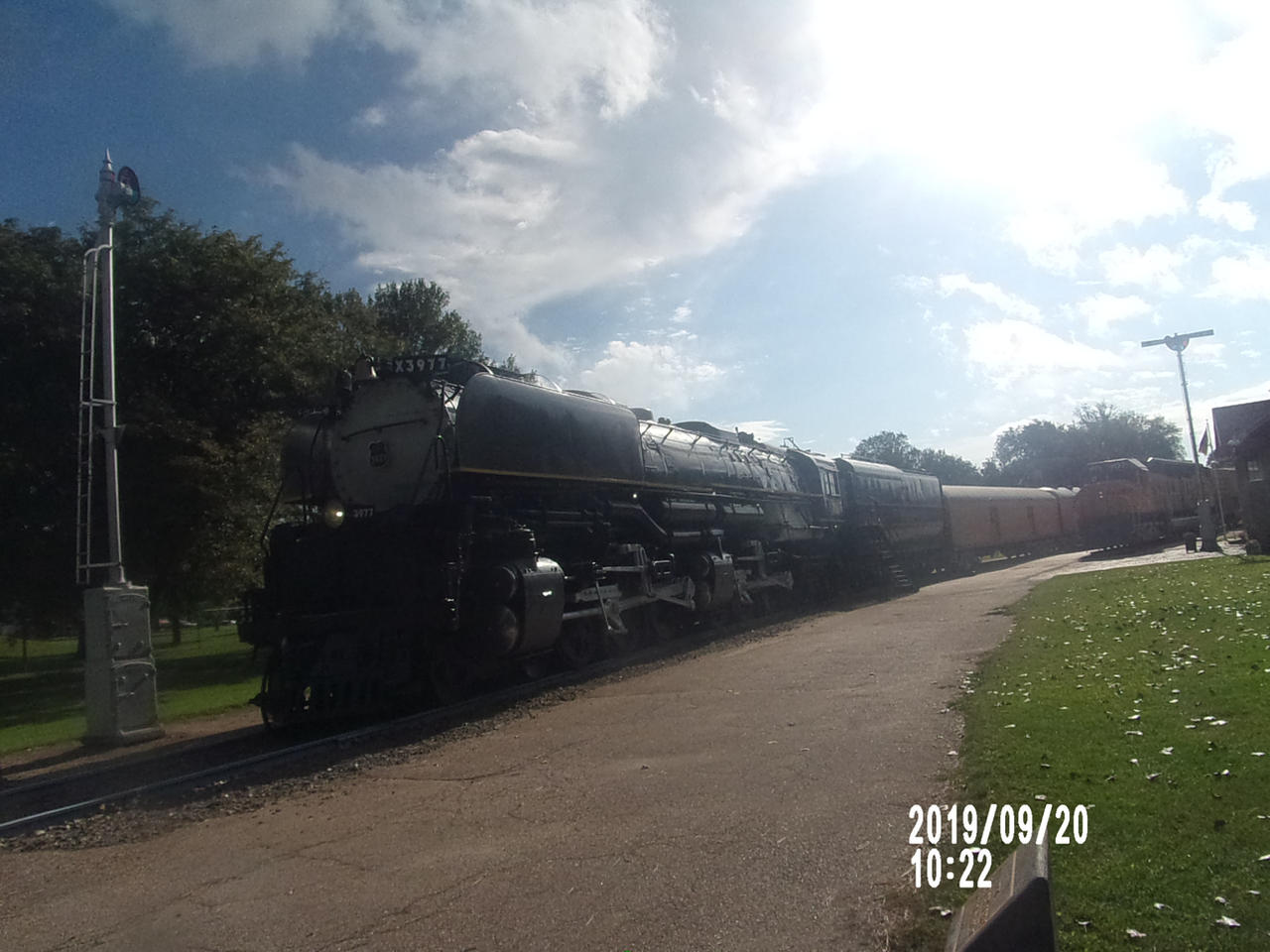 UP 3977 and 6922 by Railfaneric on DeviantArt