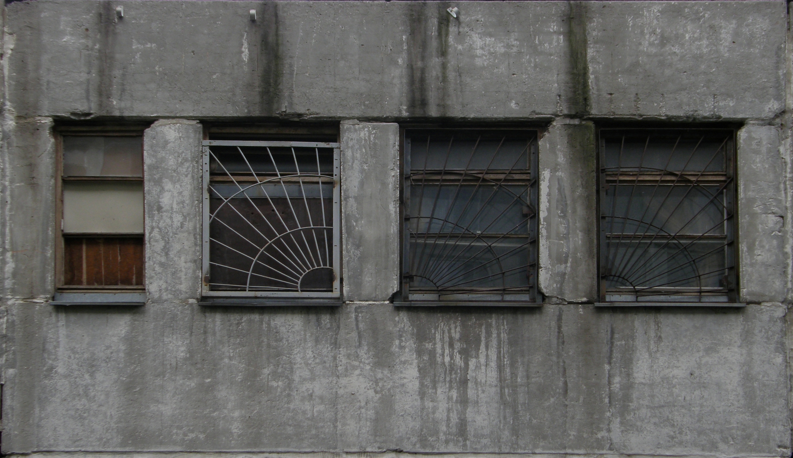 Wall with windows 2