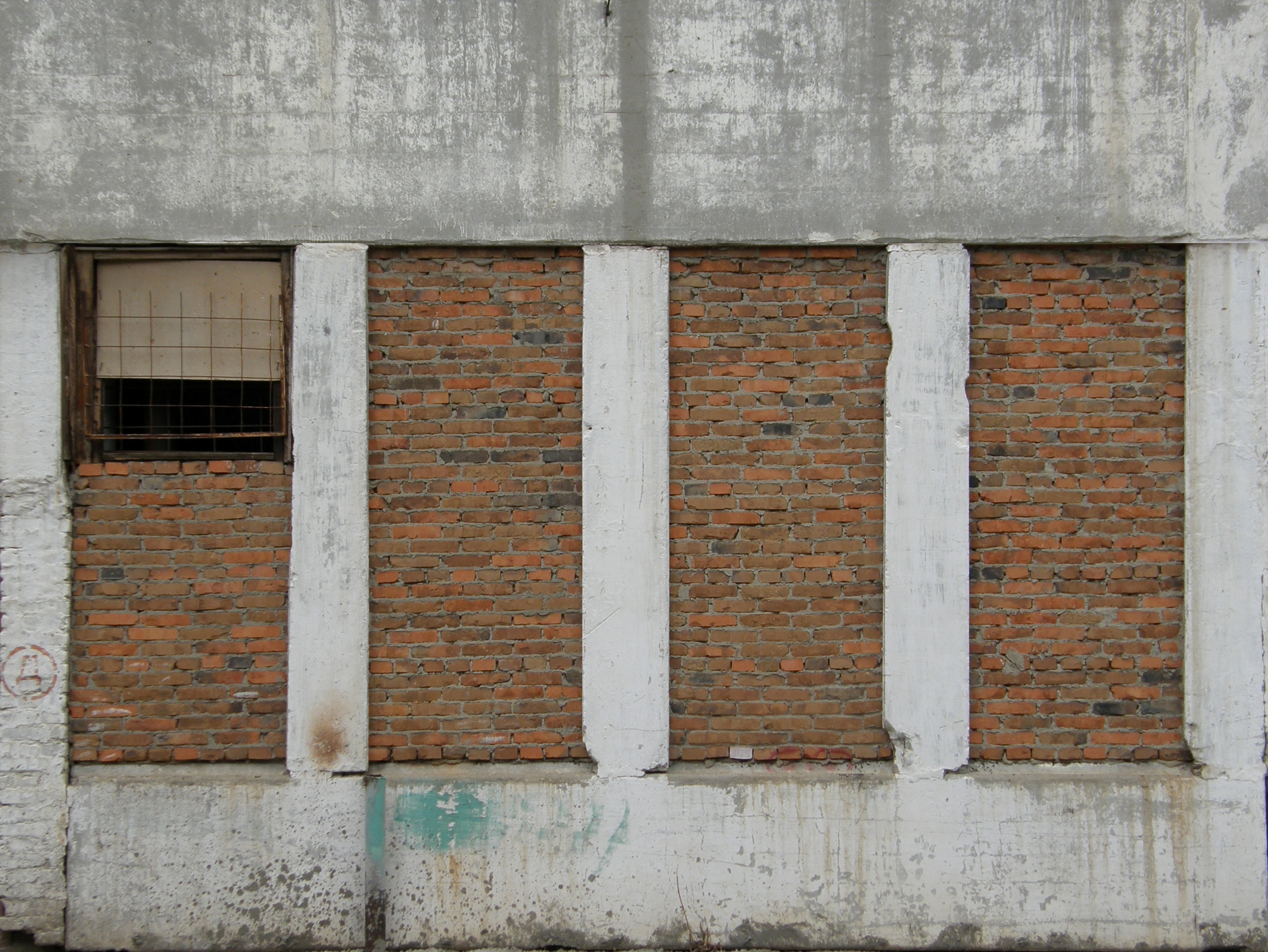 Wall with windows 4