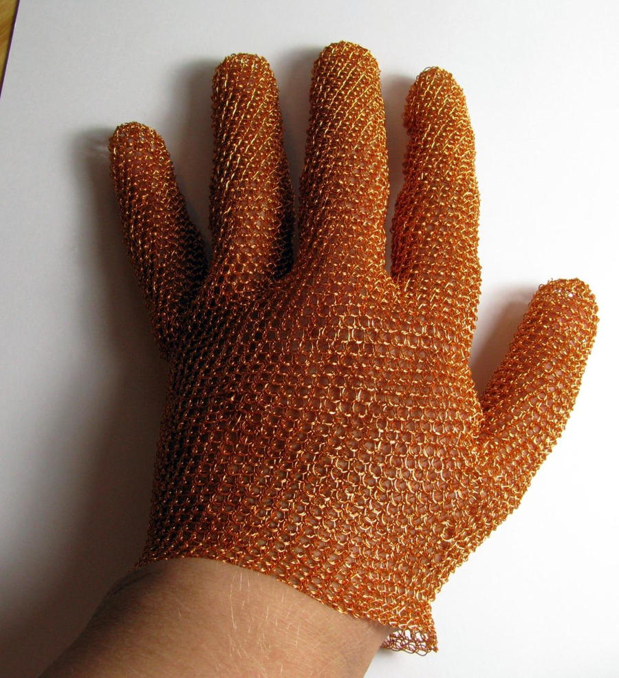 Wire crochet glove