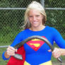 supergirl bends a steel bar