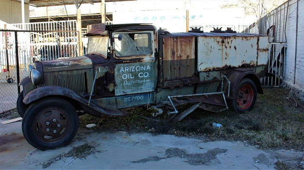 Arizona Oil Co. truck