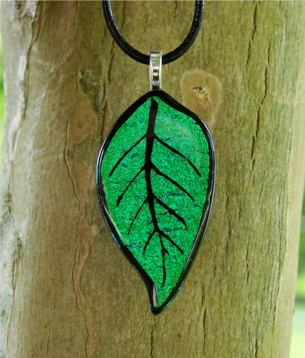 Emerald Green Leaf Glass