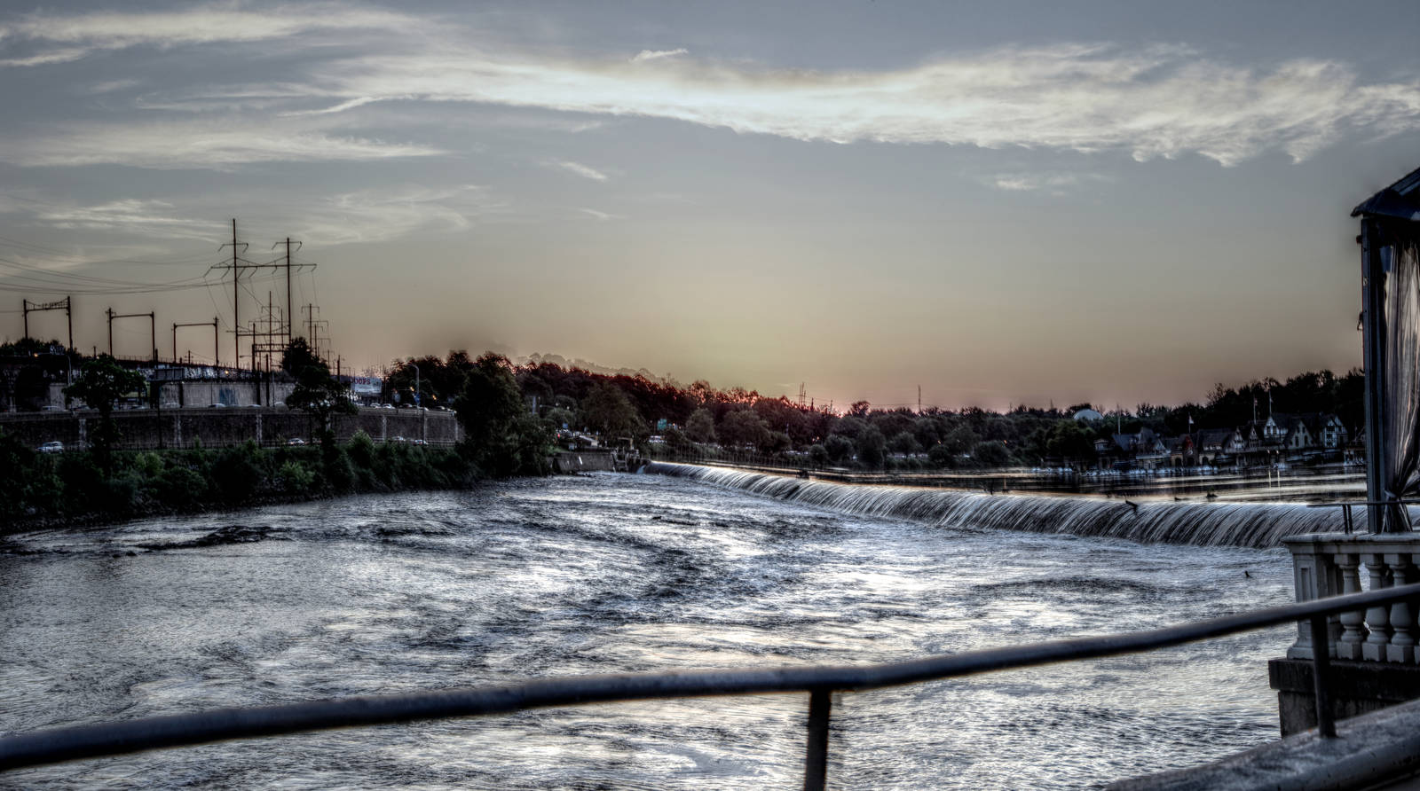 Panorama 3332 blended fused pregamma 1 mantiuk06 c by bruhinb