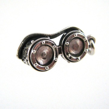 Goggles: Steampunk silver charm