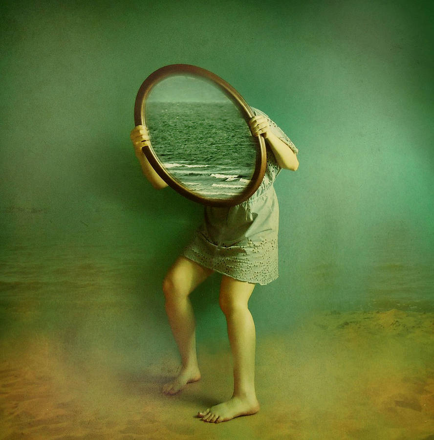 Человек в зеркале души. Отражение в зеркале. Отражение человека. Человек в зеркале. Отражение человека в зеркале.