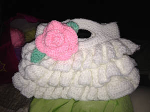 Crochet Ruffle Purse